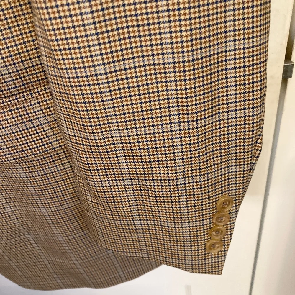 Brooks Brothers fully lined woven wool blazer size 42